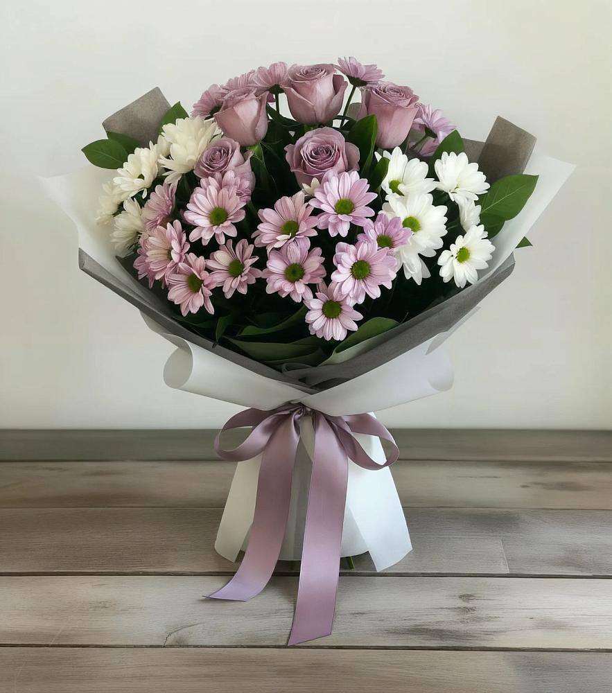 Букет цветов из: Хризантемы и Розы в Новоильинске