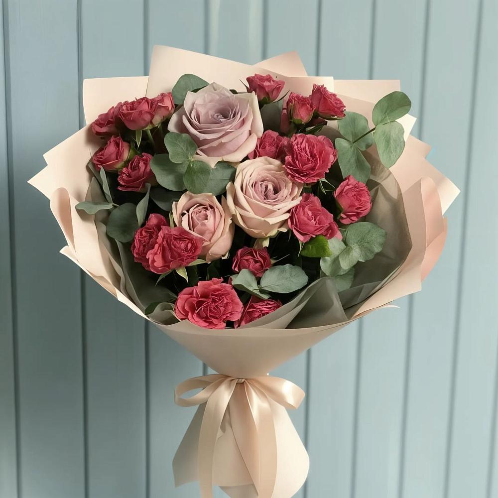 Букет цветов из: Гвоздики и Розы в Новоильинске