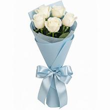 Букет 5 Белых роз Проуд в Новоильинске