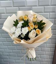 Букет цветов из:  Розы и Хризантемы в Новоильинске