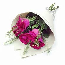 Букет цветов из:  Розы в Новоильинске