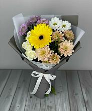 Букет цветов из:  Розы, Герберы и Хризантемы в Новоильинске