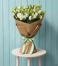 Букет цветов из:  Лизиантусы в Новоильинске