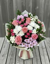 Букет цветов из:  Альстромерии, Гвоздики, Розы и Хризантемы #REPLACE_PRED# Новоильинске