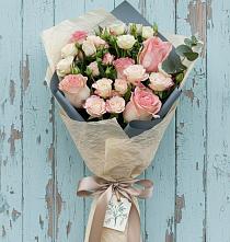 Букет цветов из:  Розы #REPLACE_PRED# Новоильинске