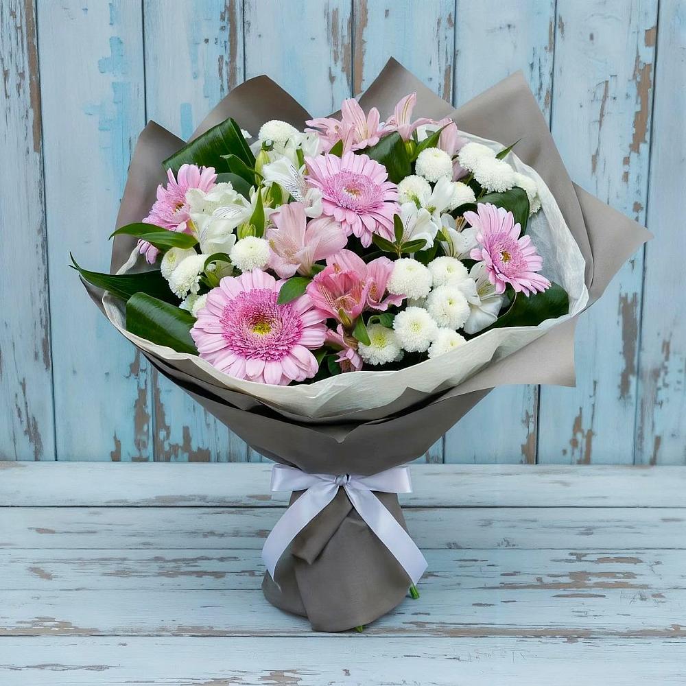 Букет цветов из: Герберы, Альстромерии и Хризантемы в Новоильинске